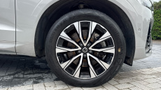 Volvo XC60 2.0 B5P Plus Dark 5dr AWD Geartronic Petrol Estate